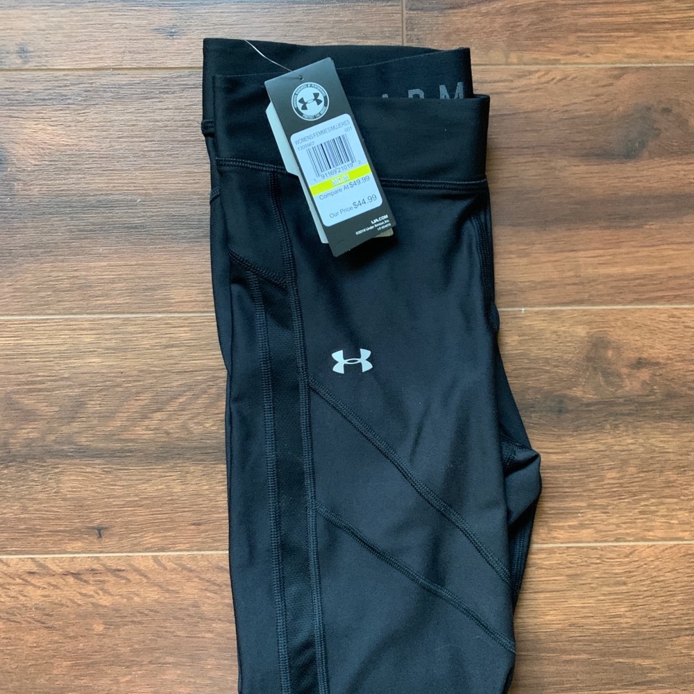 Brand New Under Armour Cropped Leggings